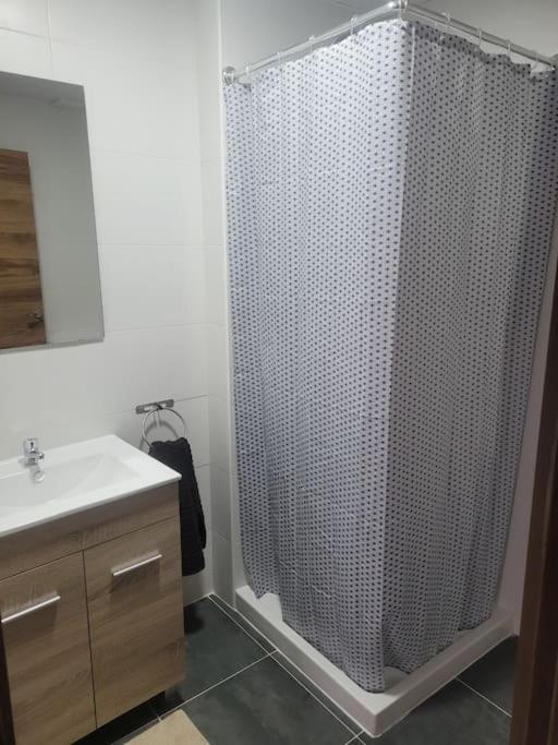 Apartamento Kuko Con Wifi Al Lado Metro Bilbao Eksteriør bilde